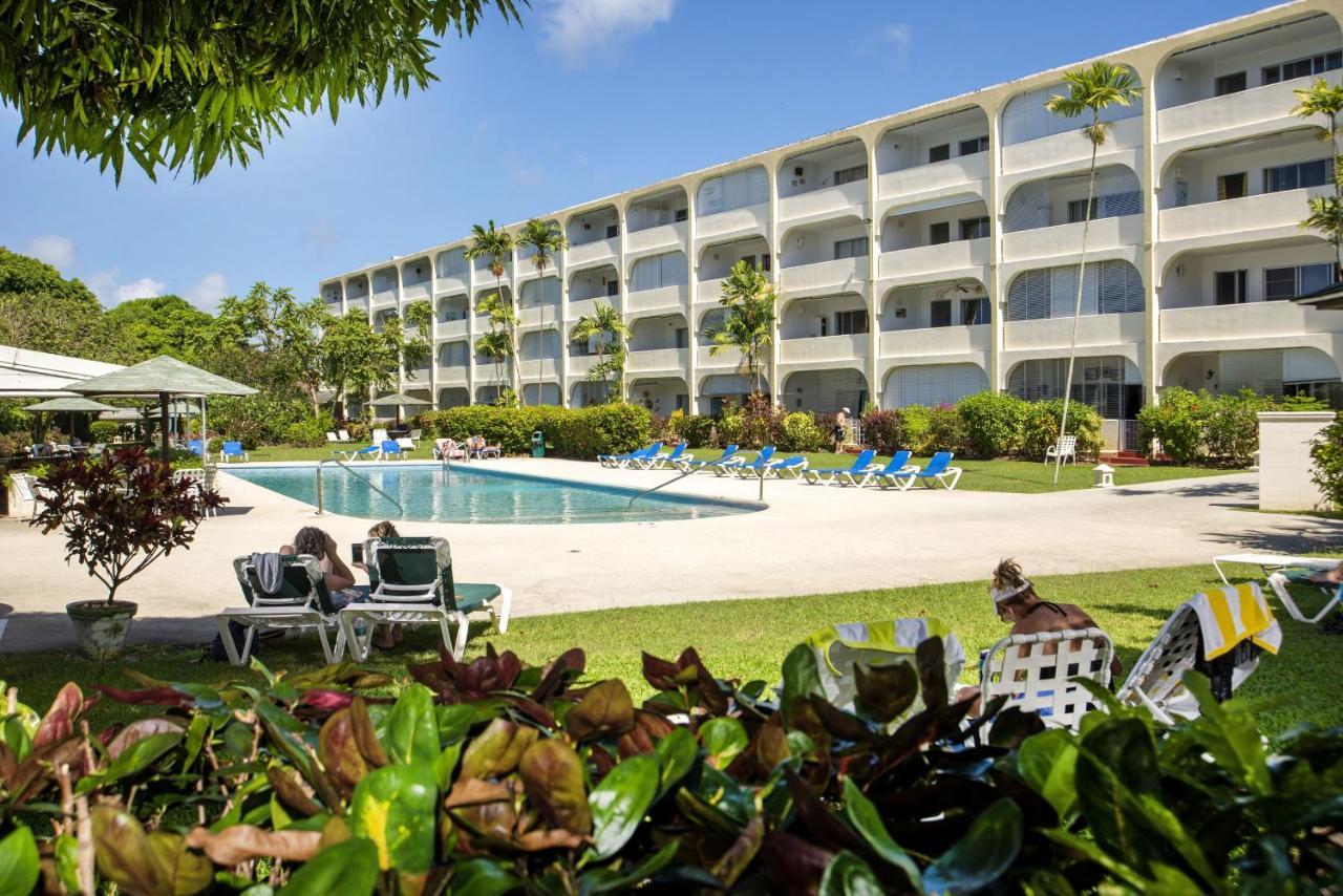 Ground Floor Apartment Located In Hometown, 5 Min Walk To The Beach Saint James Eksteriør bilde